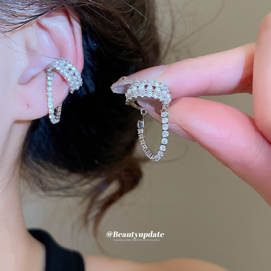 designer earrings Minimalist Zircon And Pearl Ear Cuffs For Women Without Pierced Ears, Unique Niche Design Ear Cuffs, Light Luxury And High-End Earri