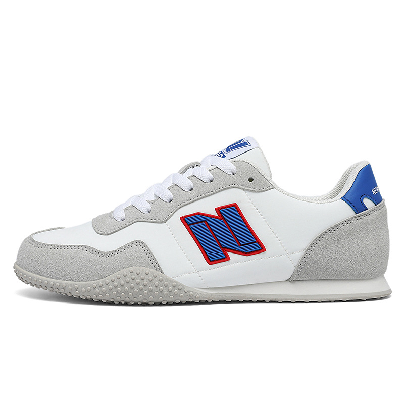 Free shipping Men comfortable and trendy soft soled sports and leisure shoes men thick soled height increasing Flexible
