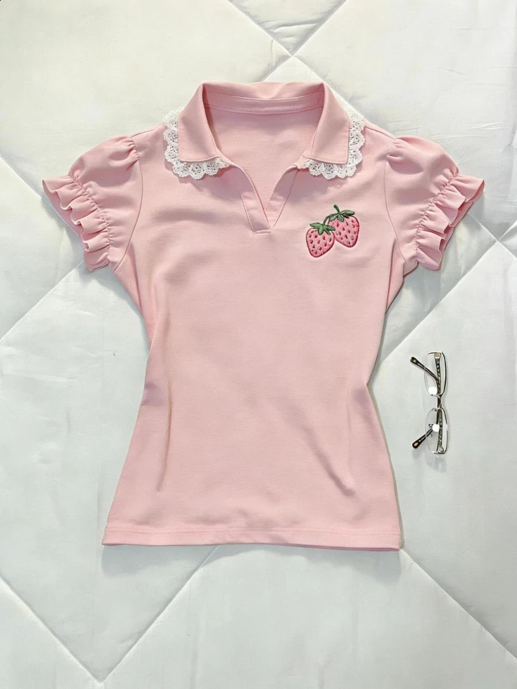 Sweet n Patchwork Lace Slim T-Shirts Women Casual Kawaii Strawberry Embroidery Polo Collar Tees Fashion Lovable Clothes 260414