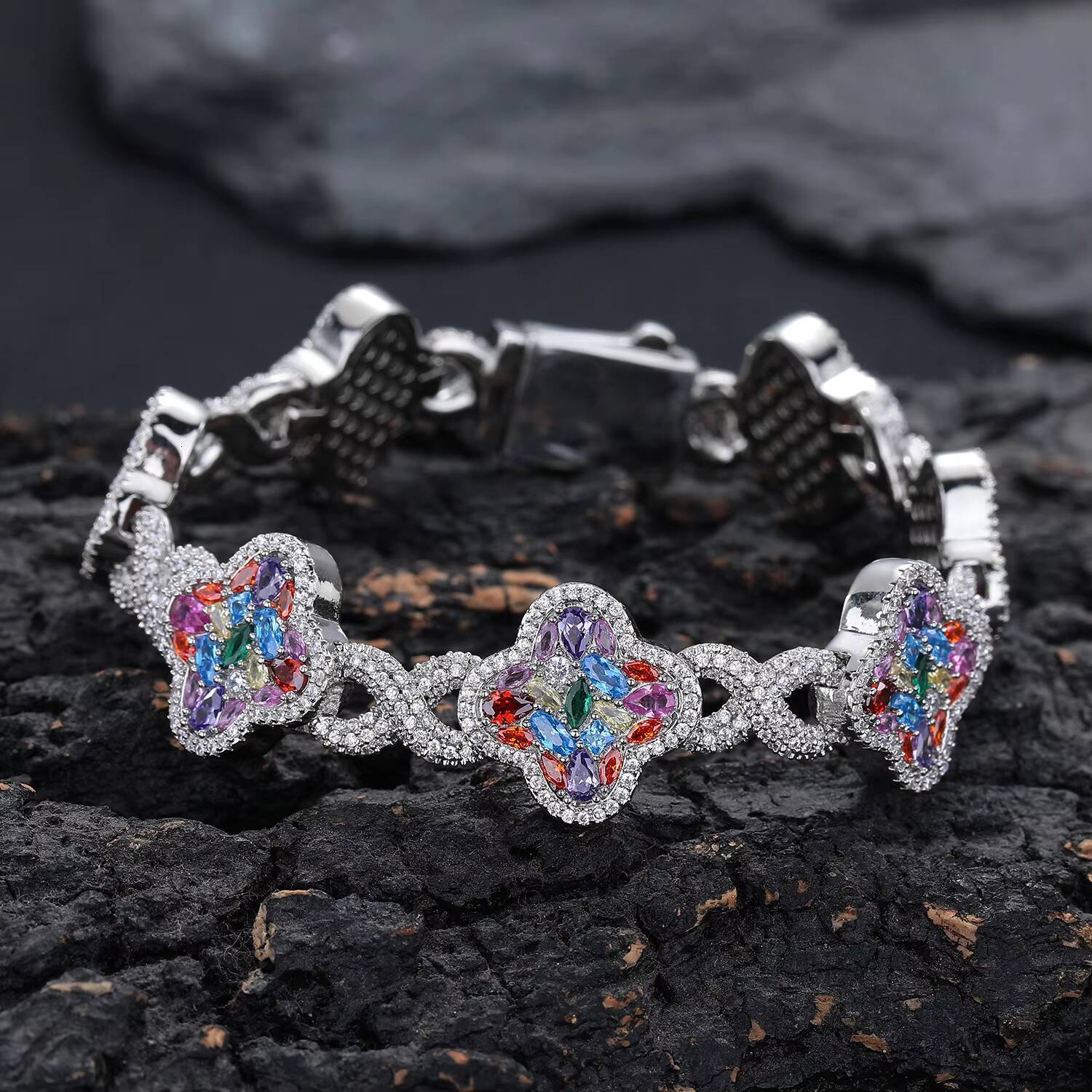 2026 Luxury Trendy Hip Hop Jewelry Rainbow Flower Infinite Bracelet Iced Out Irregular Colorful Four Leaf Clover Bracelet
