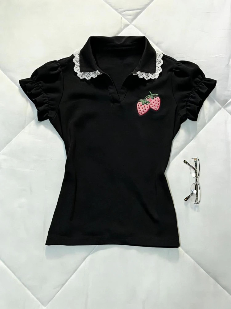 Sweet n Patchwork Lace Slim T-Shirts Women Casual Kawaii Strawberry Embroidery Polo Collar Tees Fashion Lovable Clothes 260414
