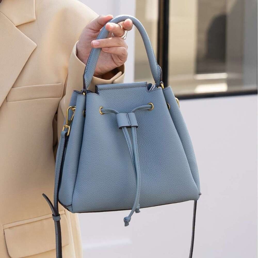 2026 New Togo Top Grain Cowhide Drawstring Bucket Bag Women Fashion Designer Style Large Capacity Genuine Leather Hobo Beach Bag Versatile Handbag SEN