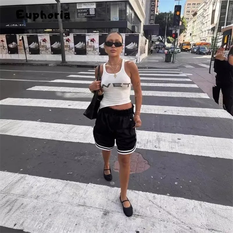 Shoujo Kpop White Crop Top Women Spring Sleeveless Wet Letter Print Super Stars Same Style Tank Theatrical Costume 260414