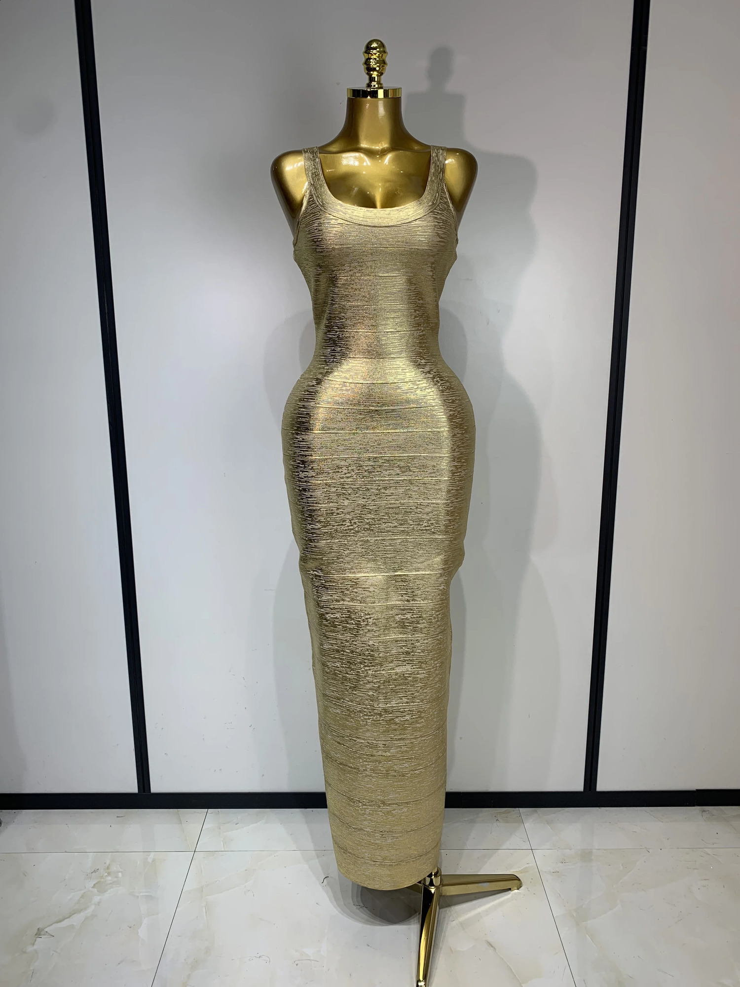 Women Sexy V Neck Gold Maxi Long Bodycon Bandage Dress Nightclub Eveing Party Birthday Elegant Celebrity Clothing 260414