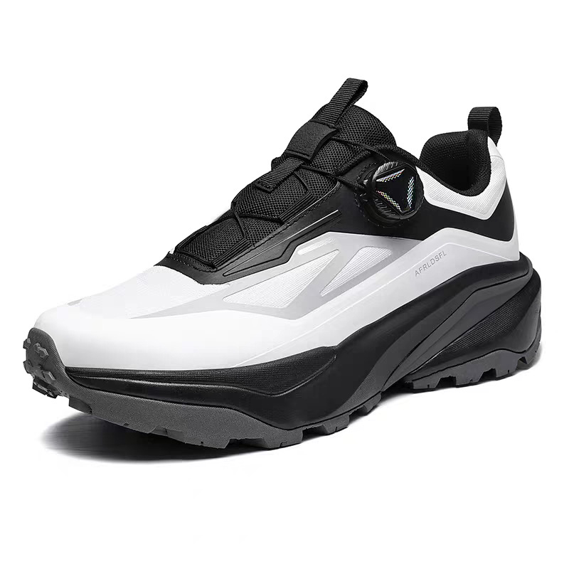 Free shipping Men comfortable and trendy soft soled sports and leisure shoes men thick soled height increasing User-friendly white plain