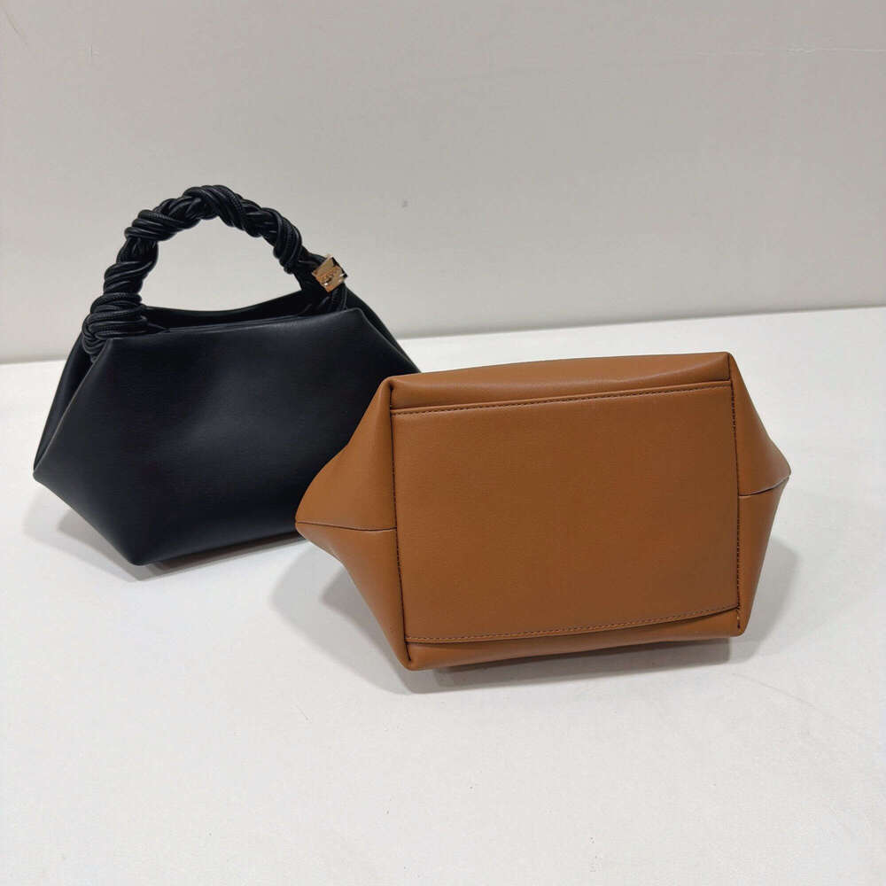 Totebag Shoulder ROSE NOIRE 2026 High-Quality New Fashion Trendy Luxury Cloud Woven Handbag Versatile Shoulder Crossbody Bag For Women