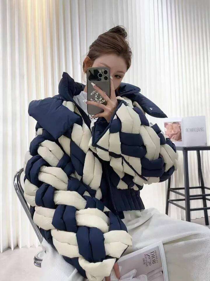 Winter Fashion Patchwork Twists Women White Duck Down Hooded Parker Outwear Female Zipper Loose Quilted Short Jacket MAKOUFEI