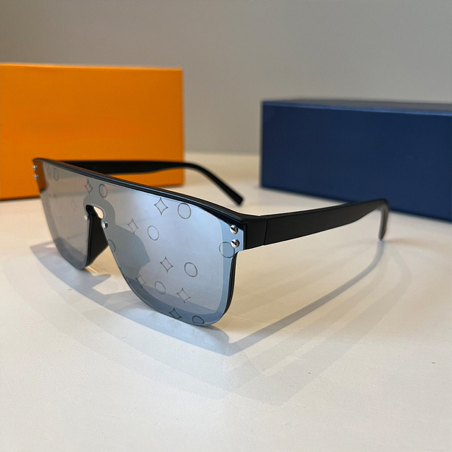 Luxury Designer Sunglasses for Men and Women Style Anti-Ultraviolet Retro Plate Square Full Frame Fashion Eyeglasses Random Box