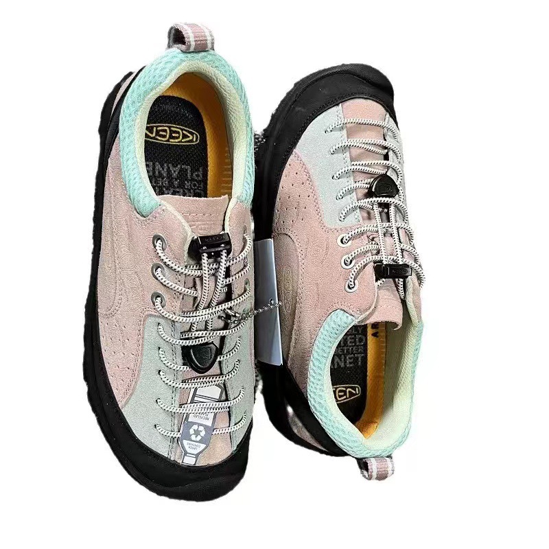 Free shipping keenshoes Men comfortable and trendy soft soled sports and leisure shoes men thick soled height Merit black plain