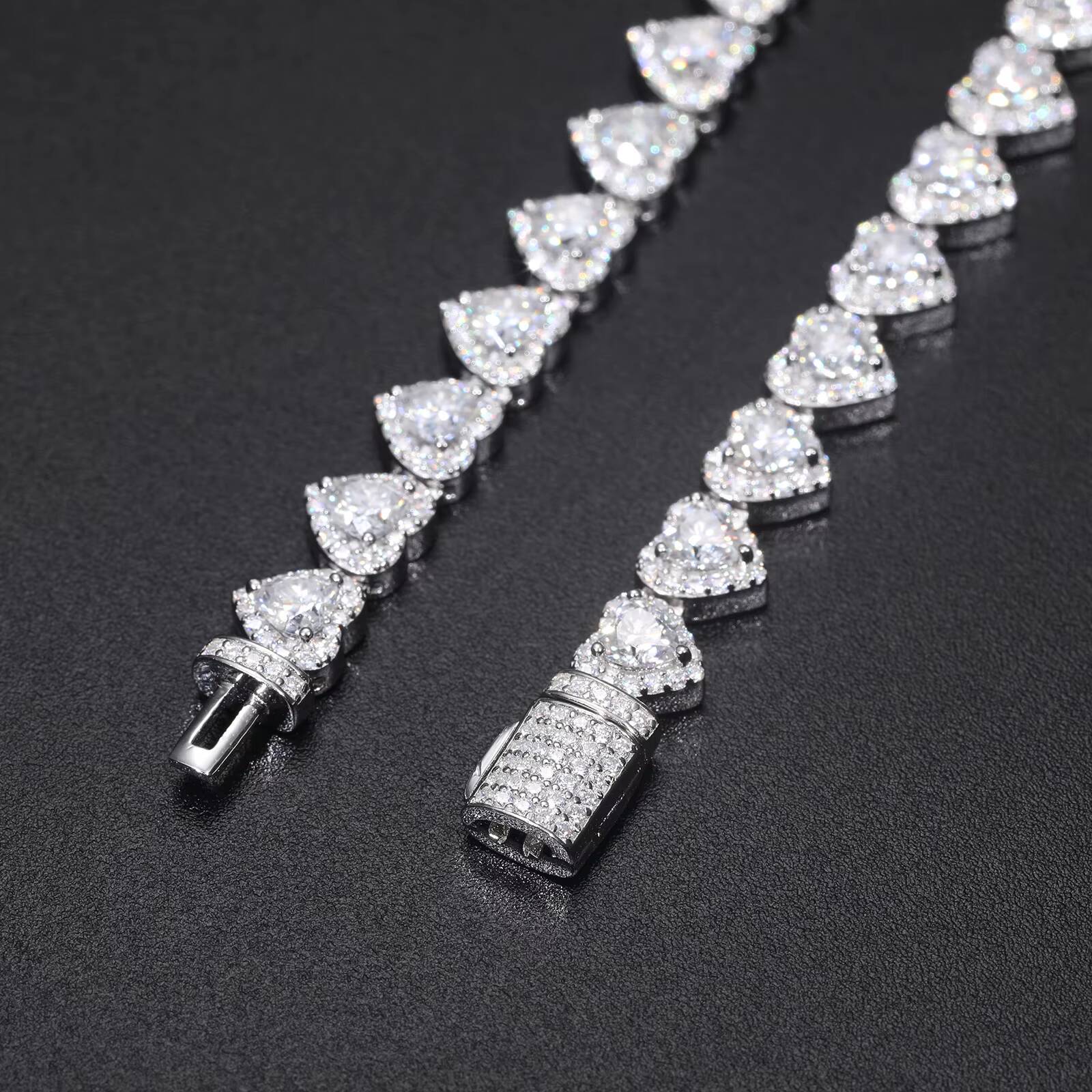 Fashion Wedding Anniversary Gift Jewelry 925 Silver Heart Cut Moissanite Diamond Cluster Heart Shape Tennis Bracelet