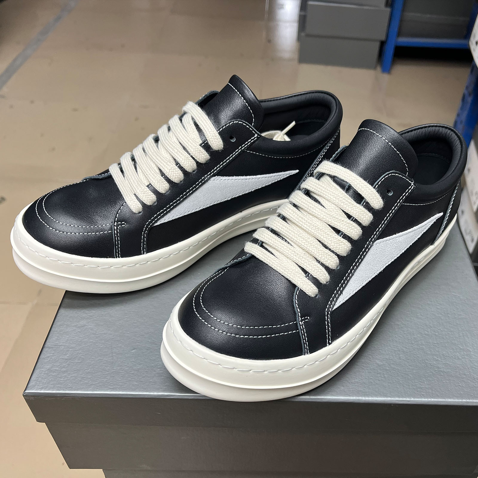 Designer sneakers mens women trainers shoe chaussure cowboy boots rubber soled canvas low top casual runner sneaker basketball shoes 46