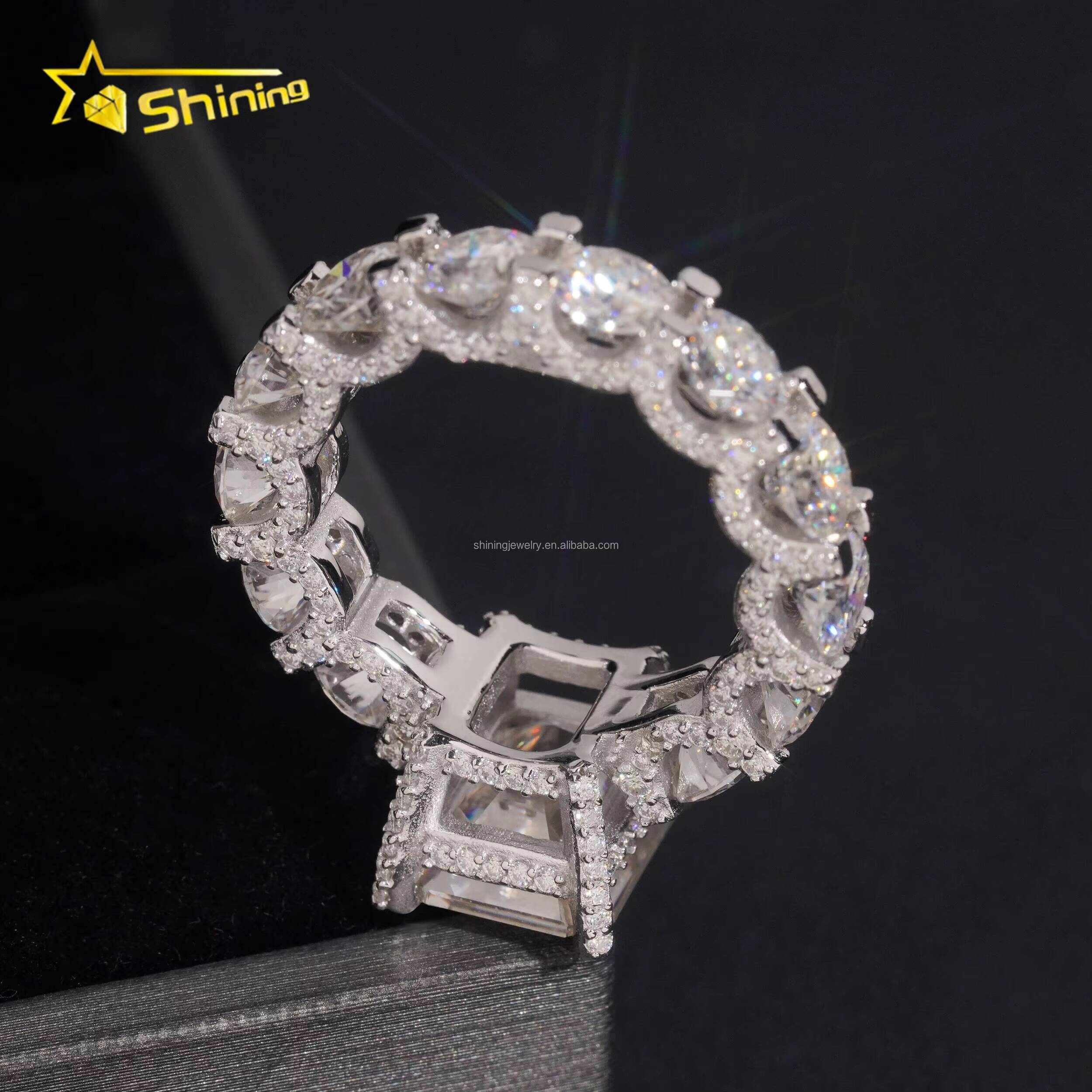 Luxury Style Boutique Fashion 925 Sterling Silver Pass Diamond Tester Emerald Cut Moissanite Engagement Eternity Ring