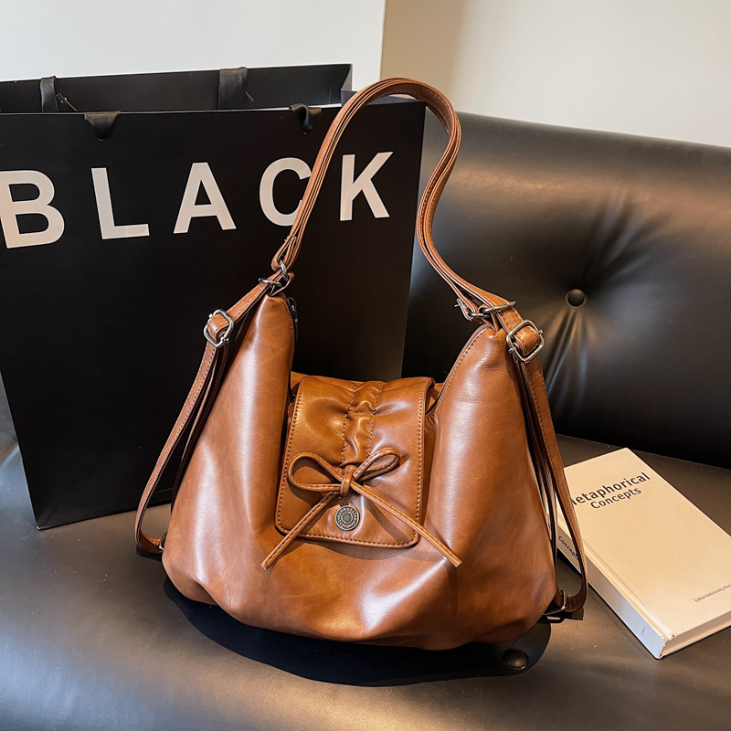 Large Capacity Backpack 2026 New Fashionable and Versatile Light Luxury Crossbody Bag Texture Soft Face Commuter Shoulder Bag