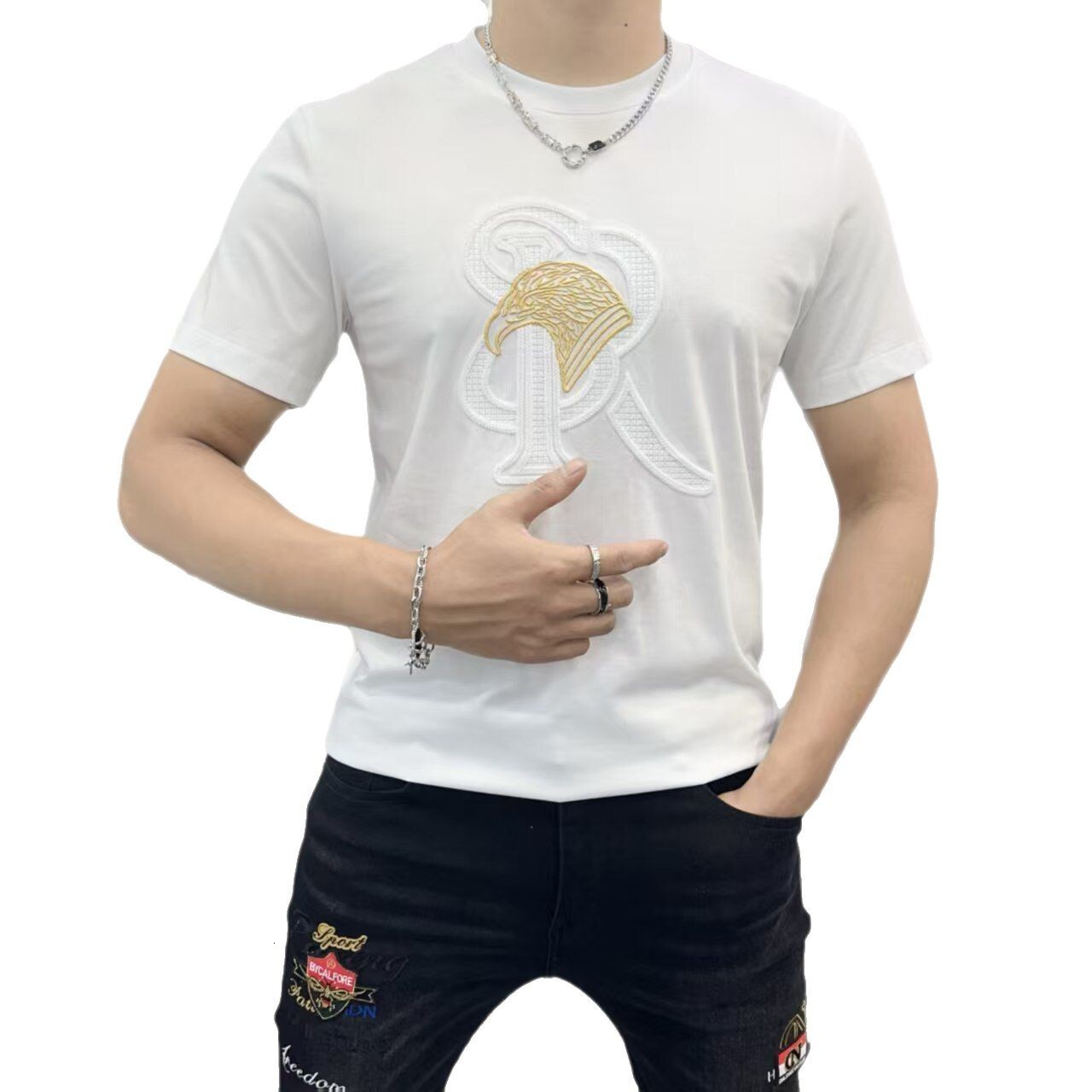 Summer Embroidery Hot Stamping Designer T-shirt Luxury Slim Fit Round Neck Short Sleeved Top Color Outdoor Sports Casual Basic Base Shirt Business Men