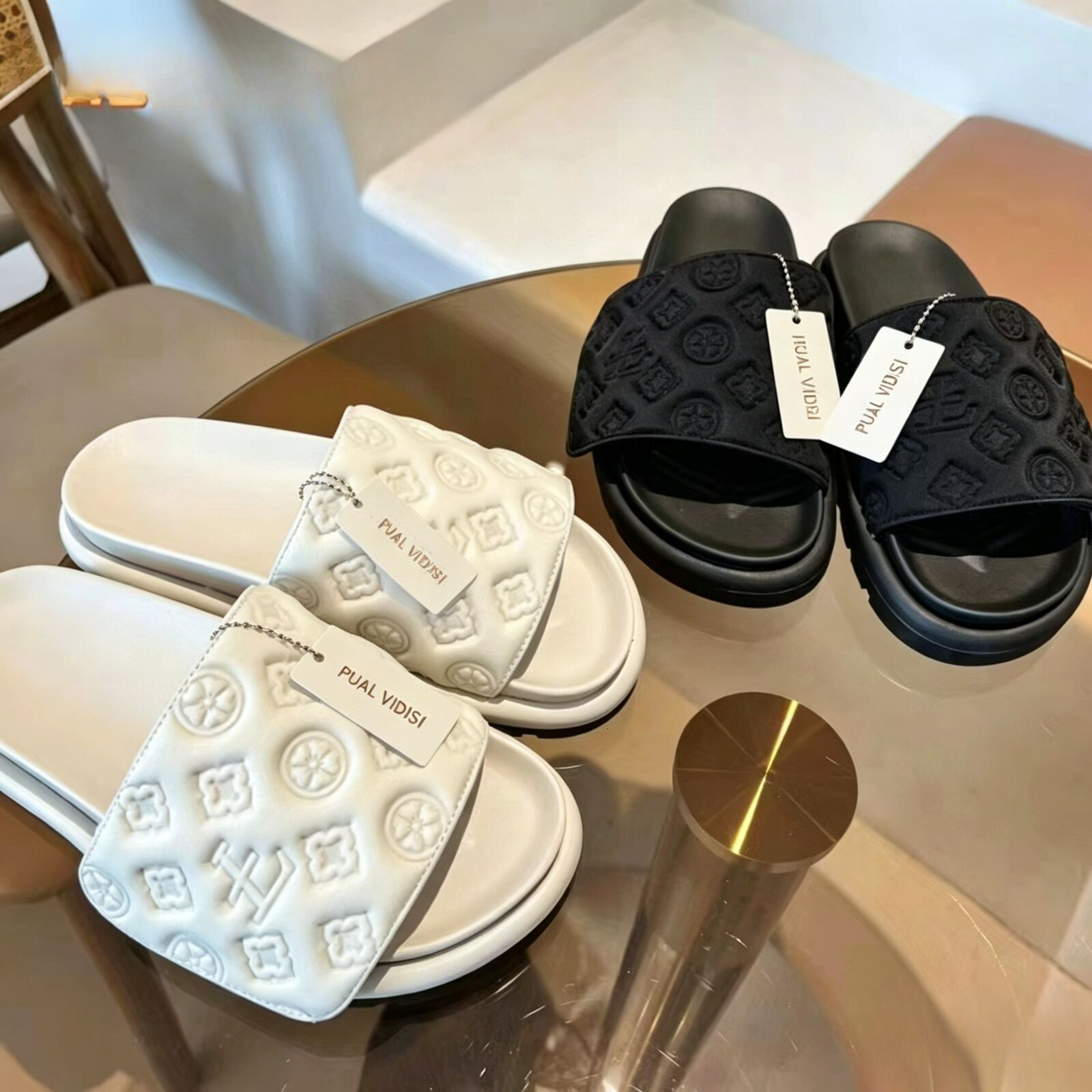 Summer New Thick-Soled Slippers for Outdoor Wear, Platform Embossed Versatile One-Word Magic Tape Sandals