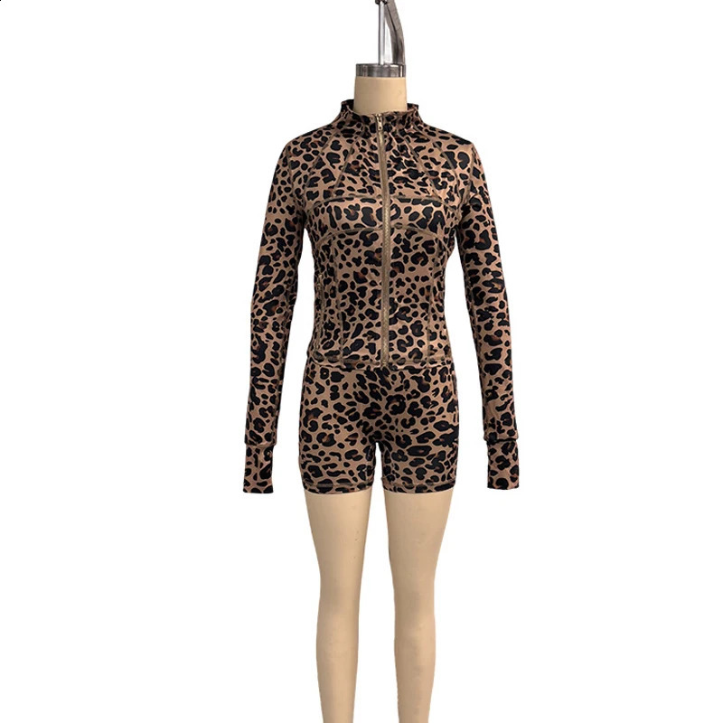 Leopard Print 2 Pieces Set for Women Trendy Outfits Sexy Gym Tracksuit Slim Zip up Tops and Shorts Matching Sets Club Wear 260415