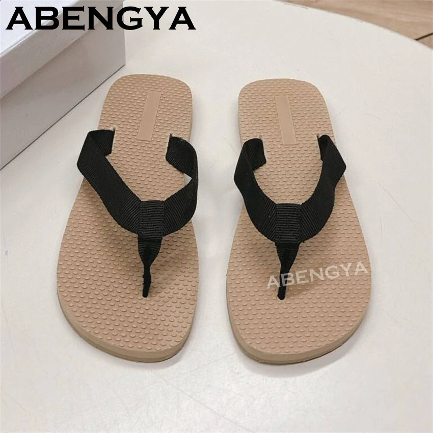 Summer Red Sole Flip Flops Flat Slippers For WomenMen Thick Sole Lazy Mules Casual Vacation Beach Slides Couple Shoes 260415