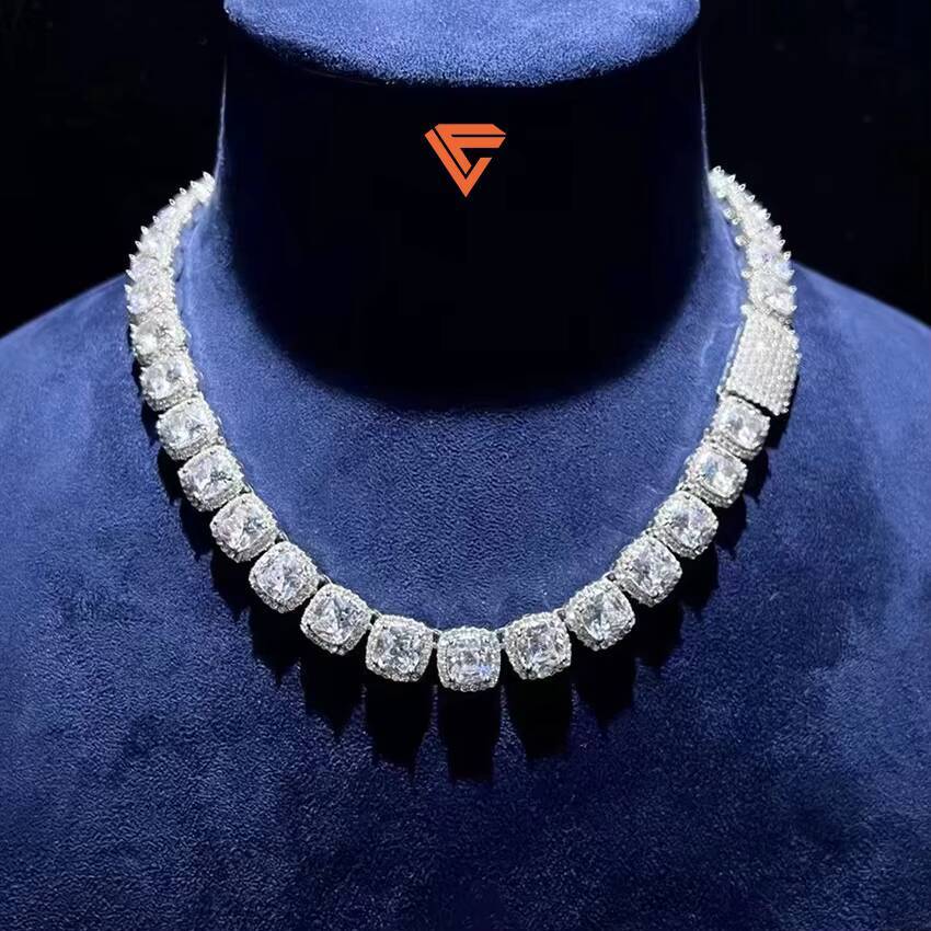 Custom Hip Hop Fashion Jewelry Necklace 925 Sterling Silver Iced Out VVS Baguette Cut VVS Mossanite Diamond Tennis Chain for Men
