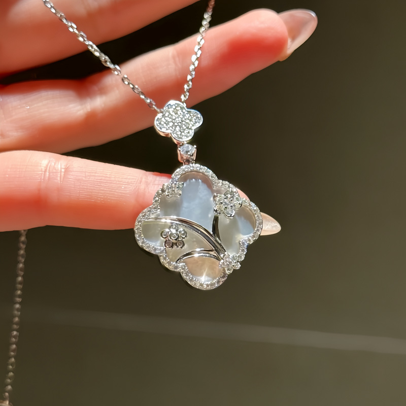 Silver needle zircon clover flower mother-of-pearl pendant earring necklace set, fashionable, exquisite, light luxury, high-end jewelry - view 7