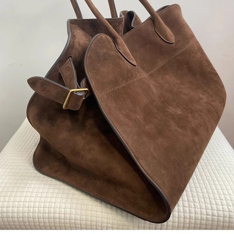 Women's tote bag 2026 new spring-summer high-end niche design large-capacity commuter retro suede handbag