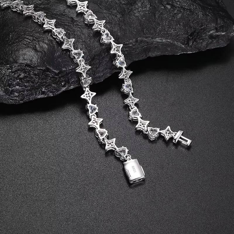 Sparking Fine Jewelry Anniversary Gift Sterling Silver 925 Heart Cut Moissanite Link Chain Iced Out Heart Necklace