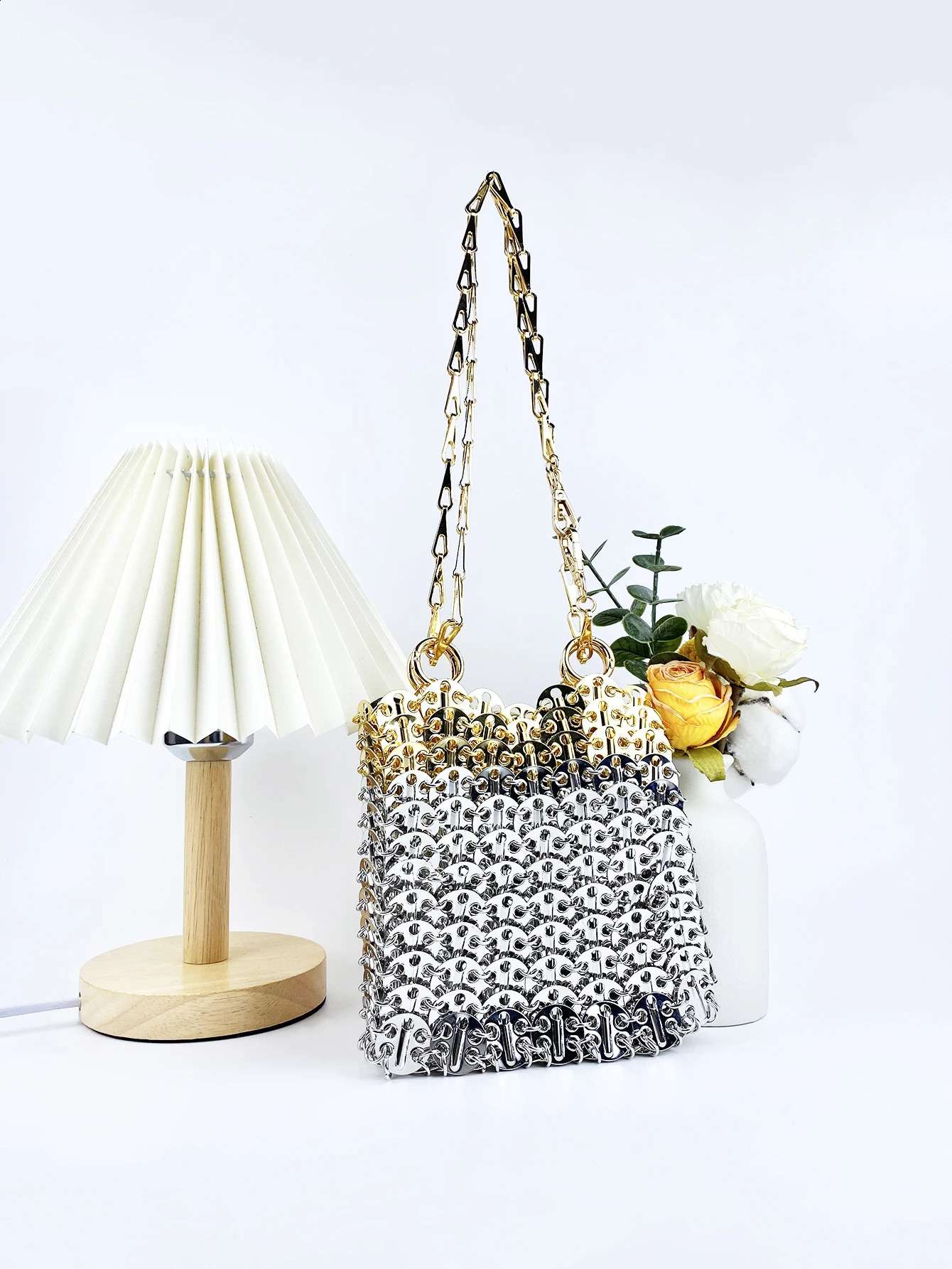 Niche n aluminum handmade bag with gold and silver color matching metal chain sequin bag trendy underarm bag 260415