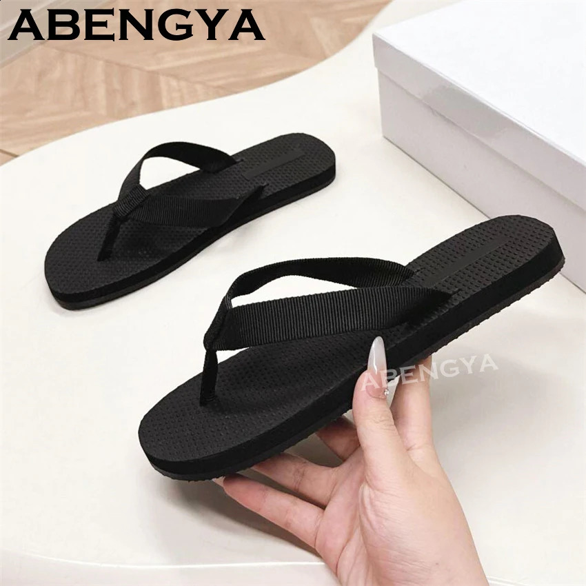 Summer Red Sole Flip Flops Flat Slippers For WomenMen Thick Sole Lazy Mules Casual Vacation Beach Slides Couple Shoes 260415