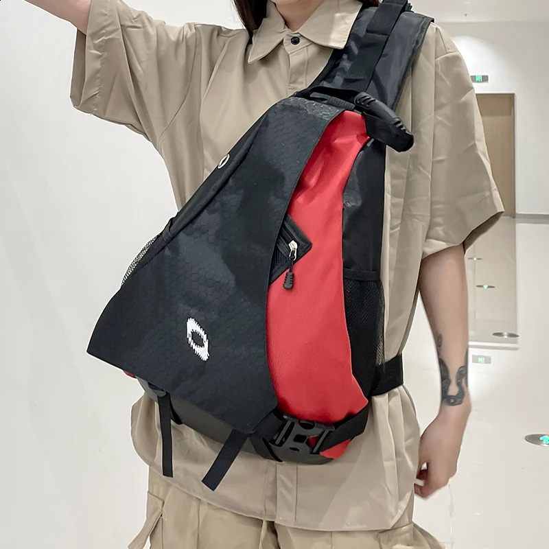 Large capacity chest bag large capacity side back crossbody bag multiple pockets suitable for outdoor sports travel and cycl 260415