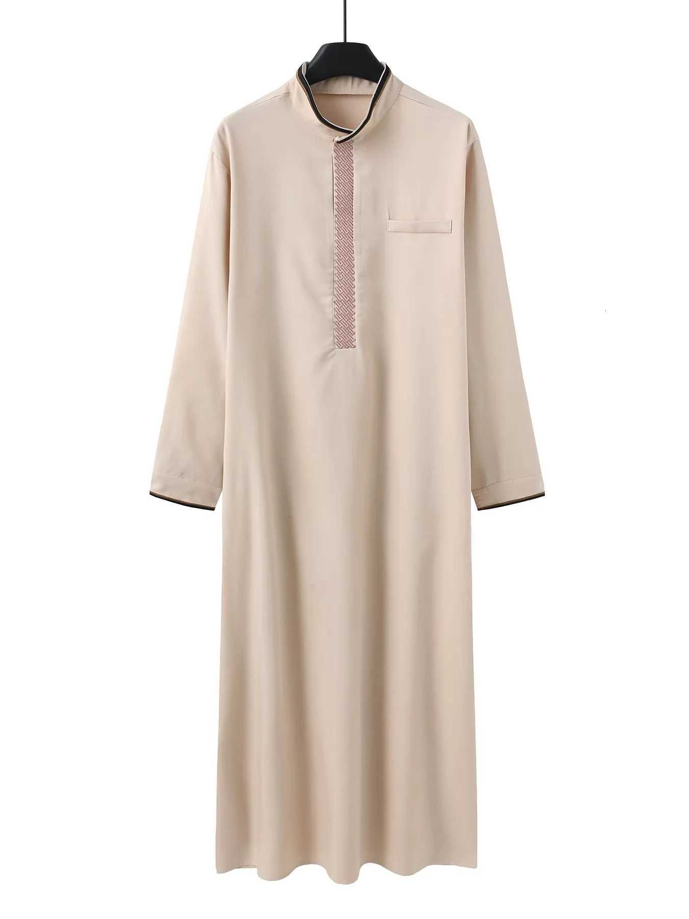 Traditional Middle Eastern style Muslim mens long robe retro dignified embroidered robe casual Eid al Fitr mens long robe W251216