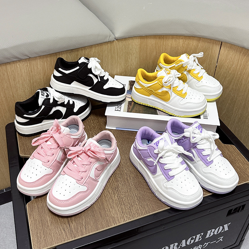 New Free shipping Kid's Shoes Sneakers Trendy Childrens Flip Flops Versatile Style for Any Occasion simple Summer shoes breathable