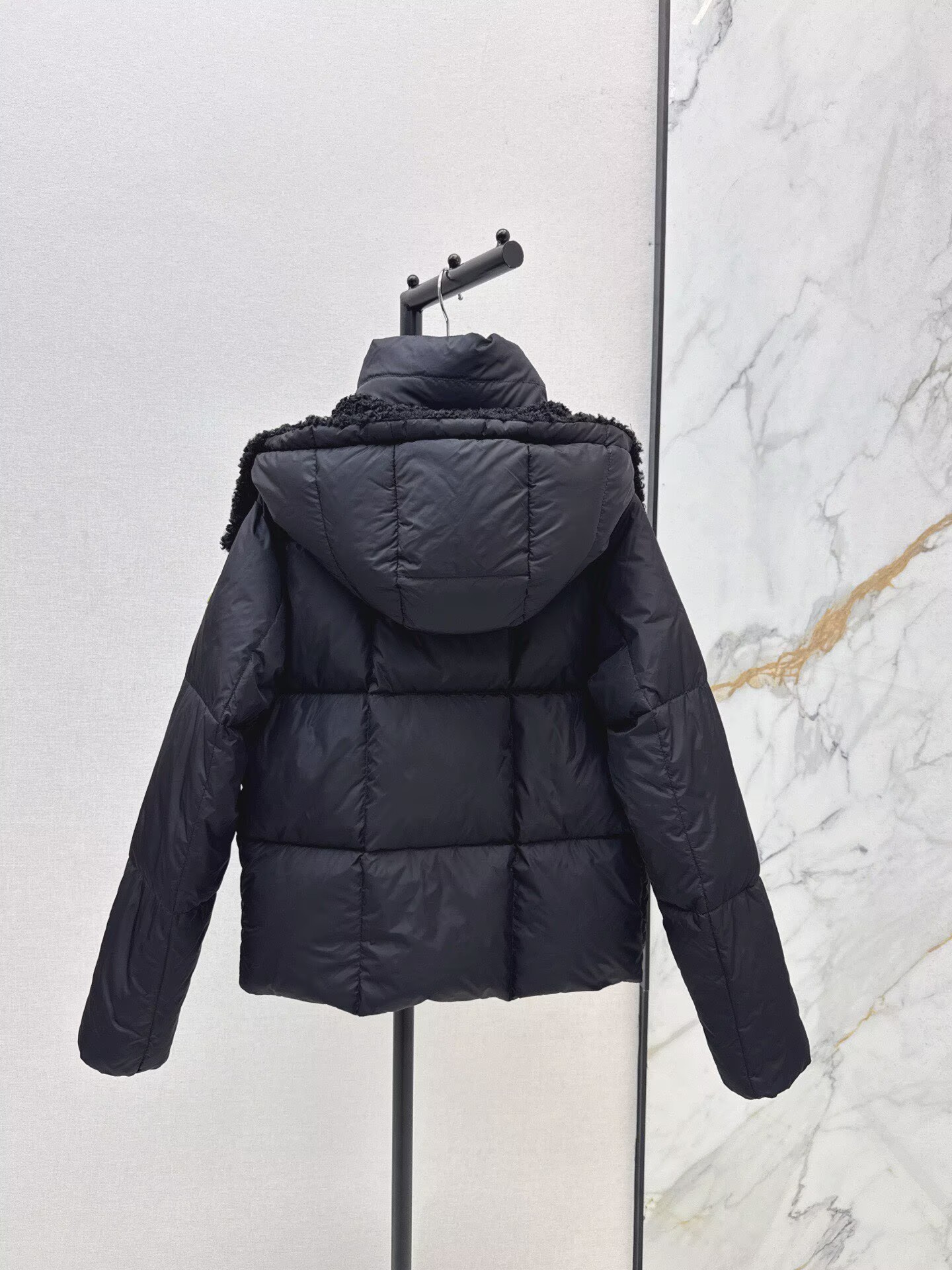 2025 High Quality Down Jackets Down Coats Puffer Jacket Outerwear Parkas Winter Ski Jacket Thick Windbreaker Coat52086