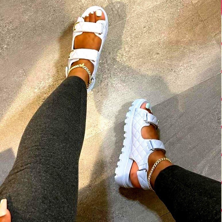 Women's Quilted Sandals Buckle Strap Casual Shoes Large Size Platform European and American Style Sports Beach Sandal