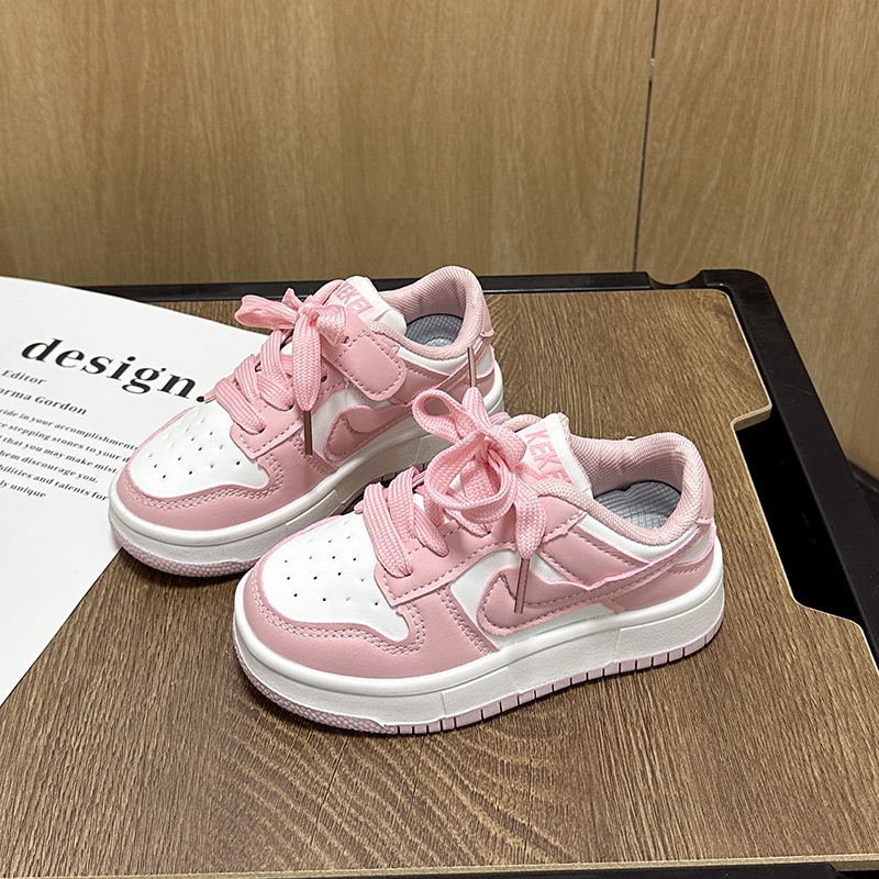 New Free shipping Kid's Shoes Sneakers Trendy Childrens Flip Flops Versatile Style for Any Occasion simple Summer shoes breathable