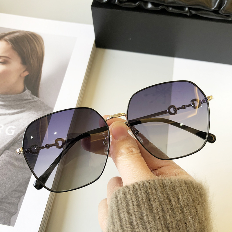 Free shipping crafted new 2026 luxury UV Protection Sunglasses All-match Daily Wear Sun Shades
