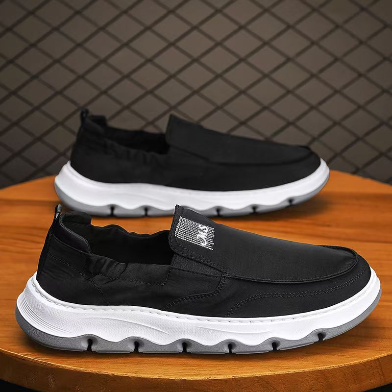 Ice silk canvas men's shoes, new winter hot-selling slip-on casual sneakers, old Beijing cloth shoes