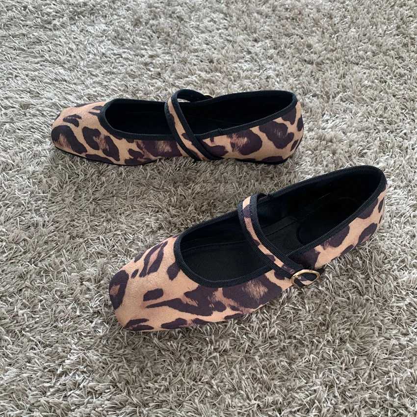 2026 Womens Leopard Print Casual Shoes Woman Flat Shoe Summer Mary Jane Shoes Woman Slip-on Flats X260417