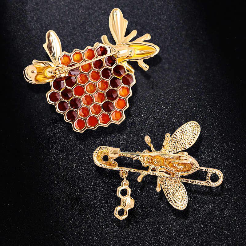 Fashion New Animal Bee Women's Accessories Hot-Selling Colorful Oil-Drip Hornet Pin Brooch High-End