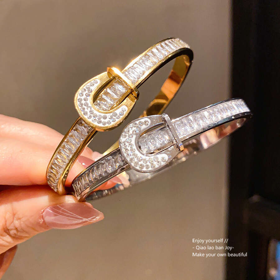 Stainless Steel Zircon Horseshoe Clasp Bracelet, Light Luxury Niche High-End Feel, Vintage Simple Fashion Versatile Hand Accessory