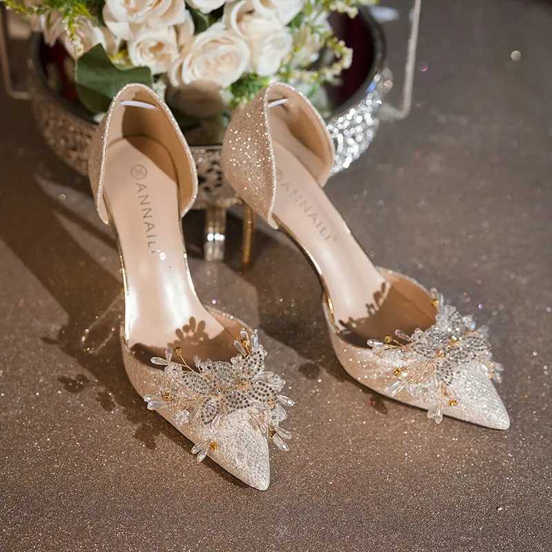 2025 Summer New Pointy Hollow Heels Champagne Color Temperament Rhinolite WomenS Single Shoes Banquet Bridesmaid Shoes X260417