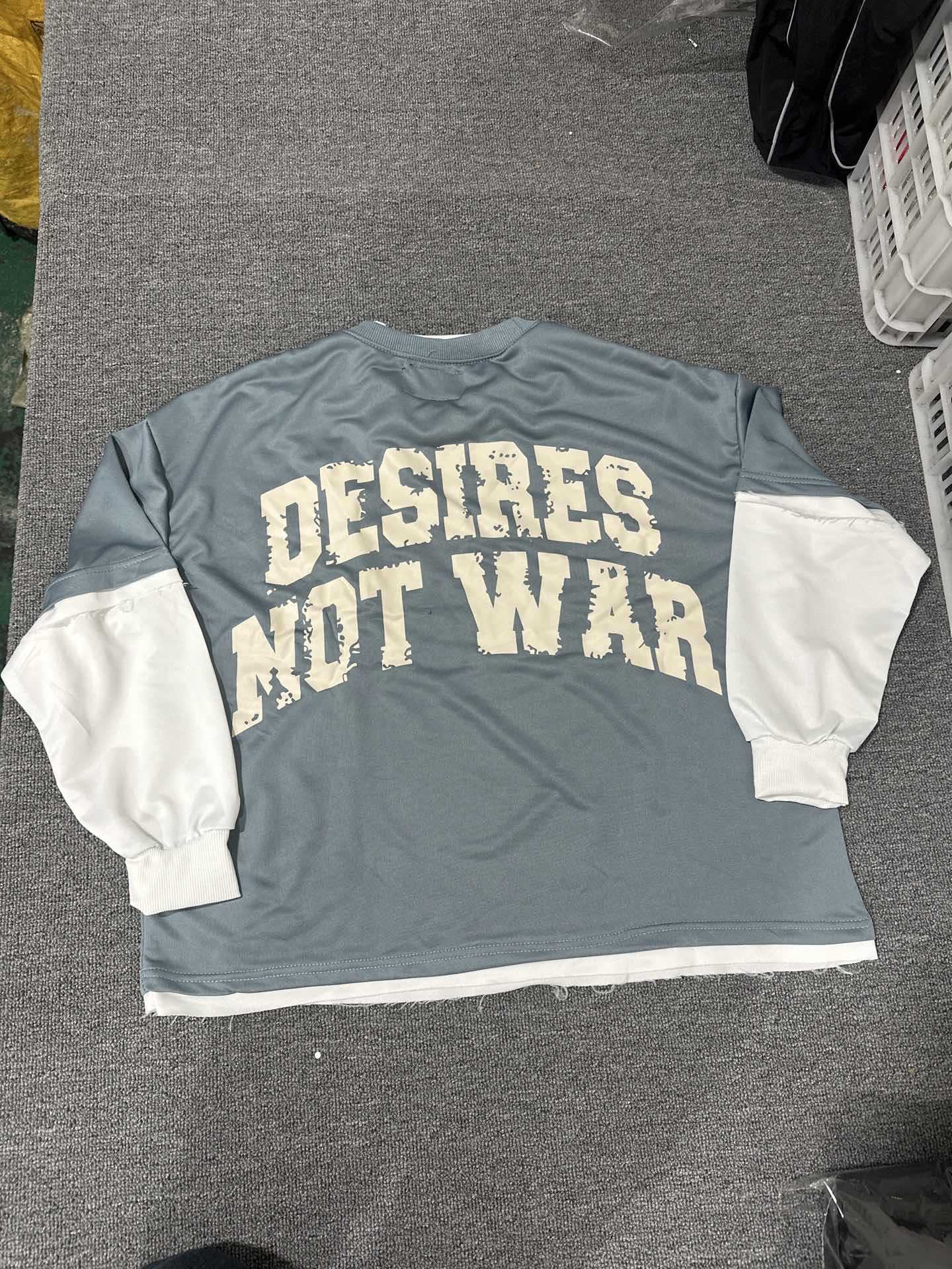 Street letter printed round neck fake two piece long sleeved t-shirt for men and women Y2k fashionable casual loose top trendy couple