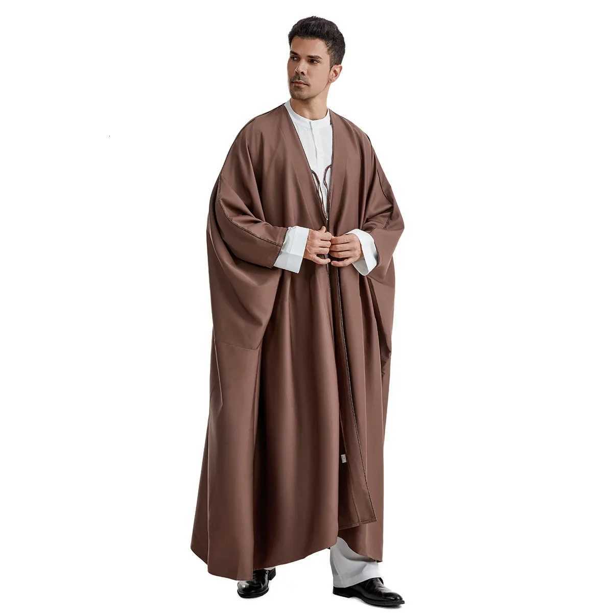 Middle East Mens Robe Muslim Dress Kimono Dishdasha Clothing Islamic Dubai Saudi Abayas Prayer Abaya Kaftan Ramadan Jubba Thobe W251216