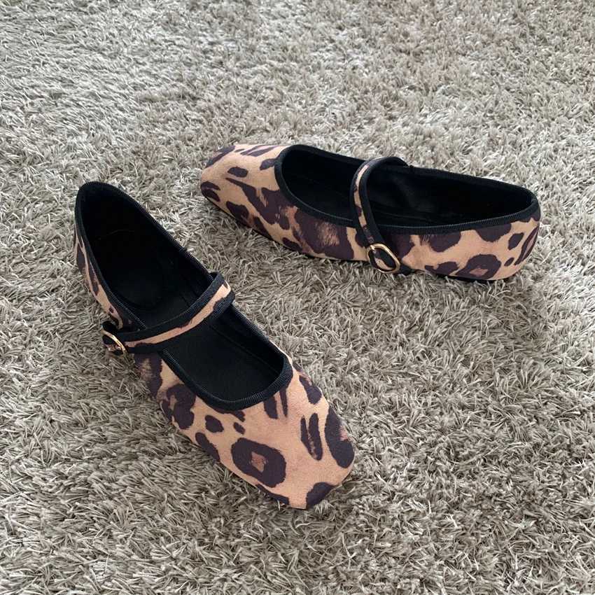 2026 Womens Leopard Print Casual Shoes Woman Flat Shoe Summer Mary Jane Shoes Woman Slip-on Flats X260417