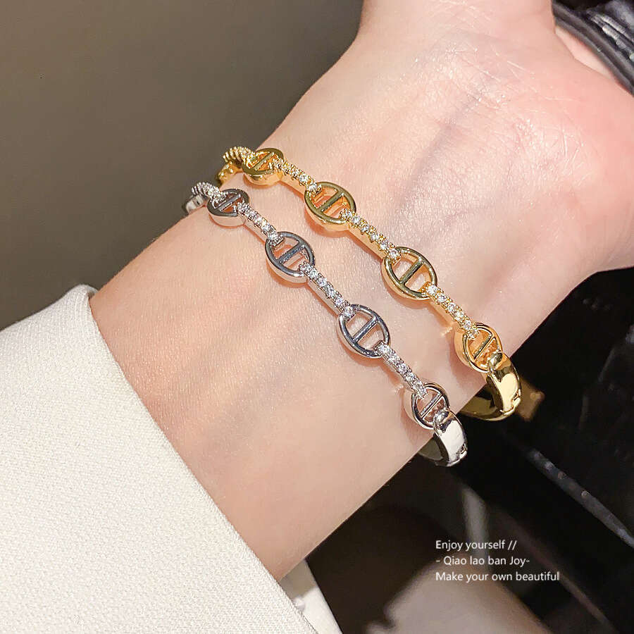 18K Real Gold Plated Zircon Pig Nose Clasp Bracelet Light Luxury High-End Fashionable Temperament Jewelry Wholesale