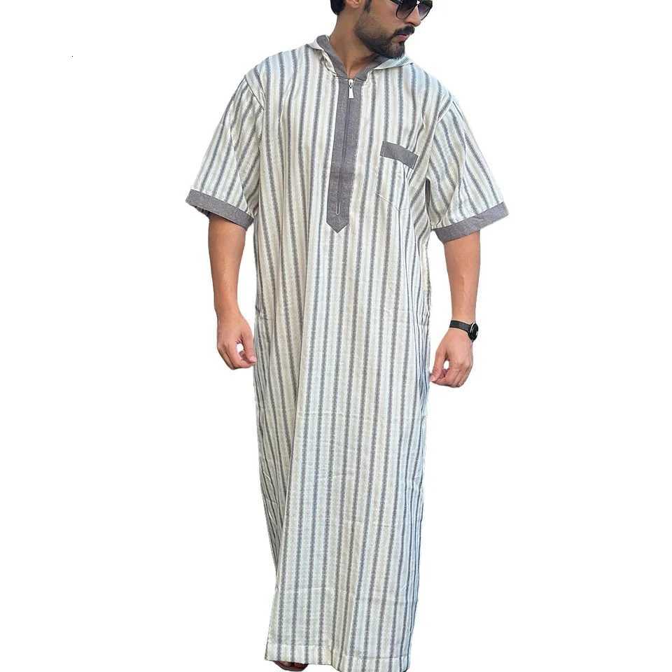 Men Ramadan Prayer Robe Muslim Robes Embroidered Long Sleeve Loose Thobe National Style Leisure Tradition Arabic Clothing Dress W251216