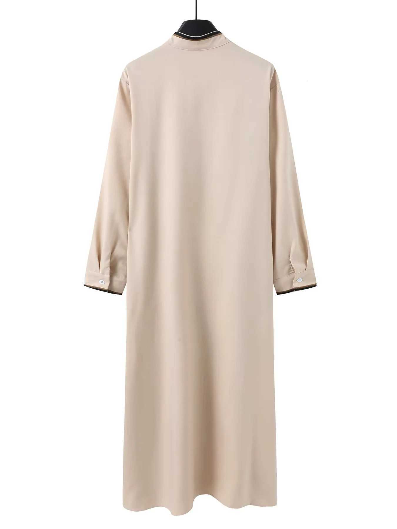 Traditional Middle Eastern style Muslim mens long robe retro dignified embroidered robe casual Eid al Fitr mens long robe W251216