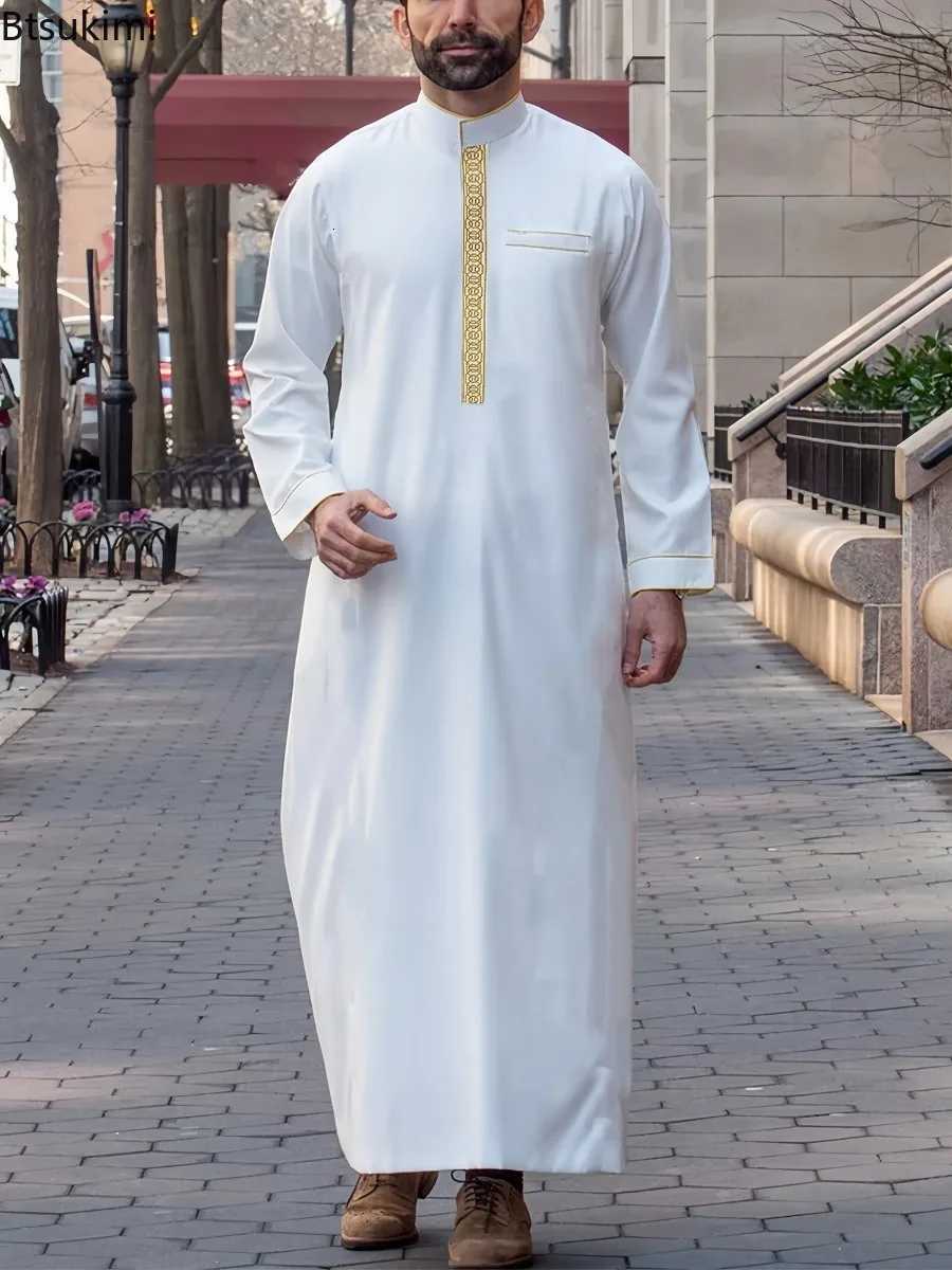 Mid East Islamic Men Clothes Muslim Fashion Abaya Men Embroidered Loose Stand Collar Long Robe Ethnic Style 2026 Man Jubba Thobe W251216