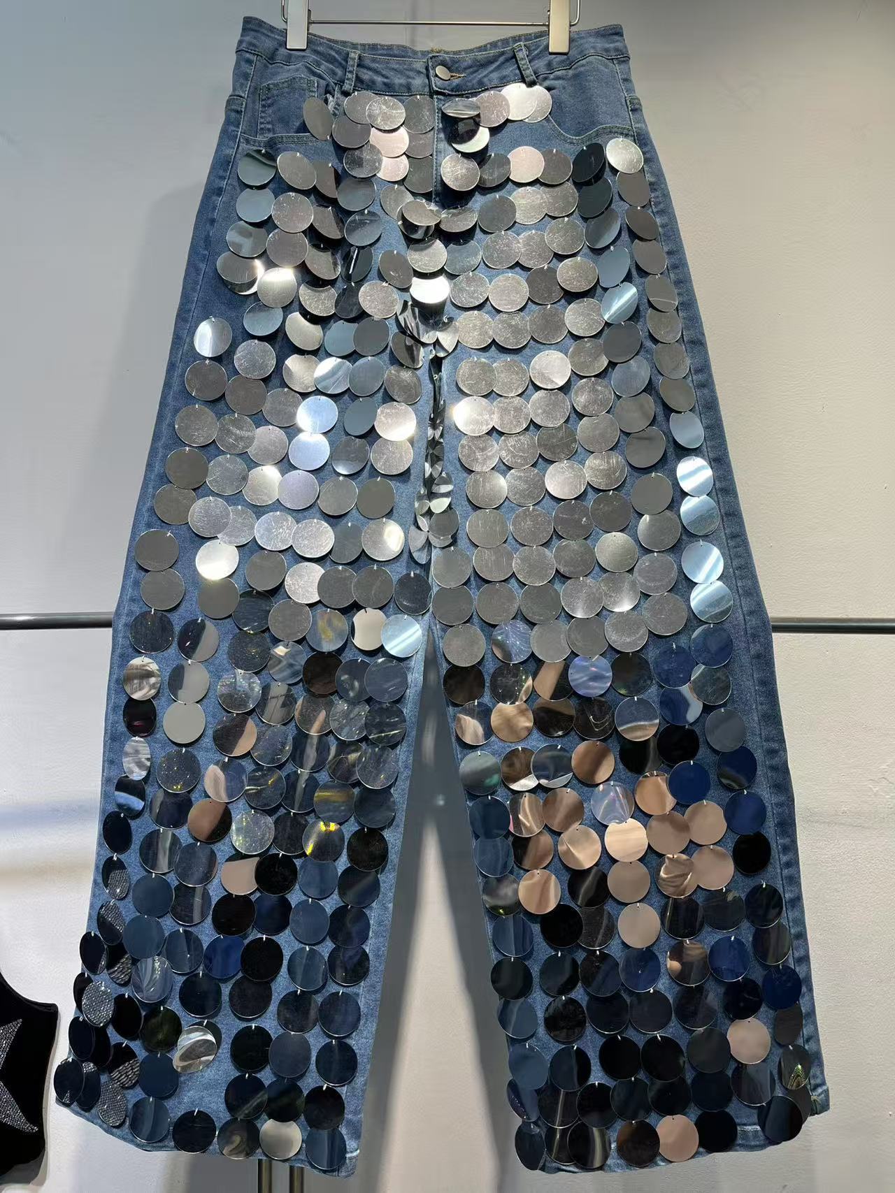 High-end unique sequined handcrafted heavy-decorated straight-cut slimming street-style high-waisted womens jeans 251009