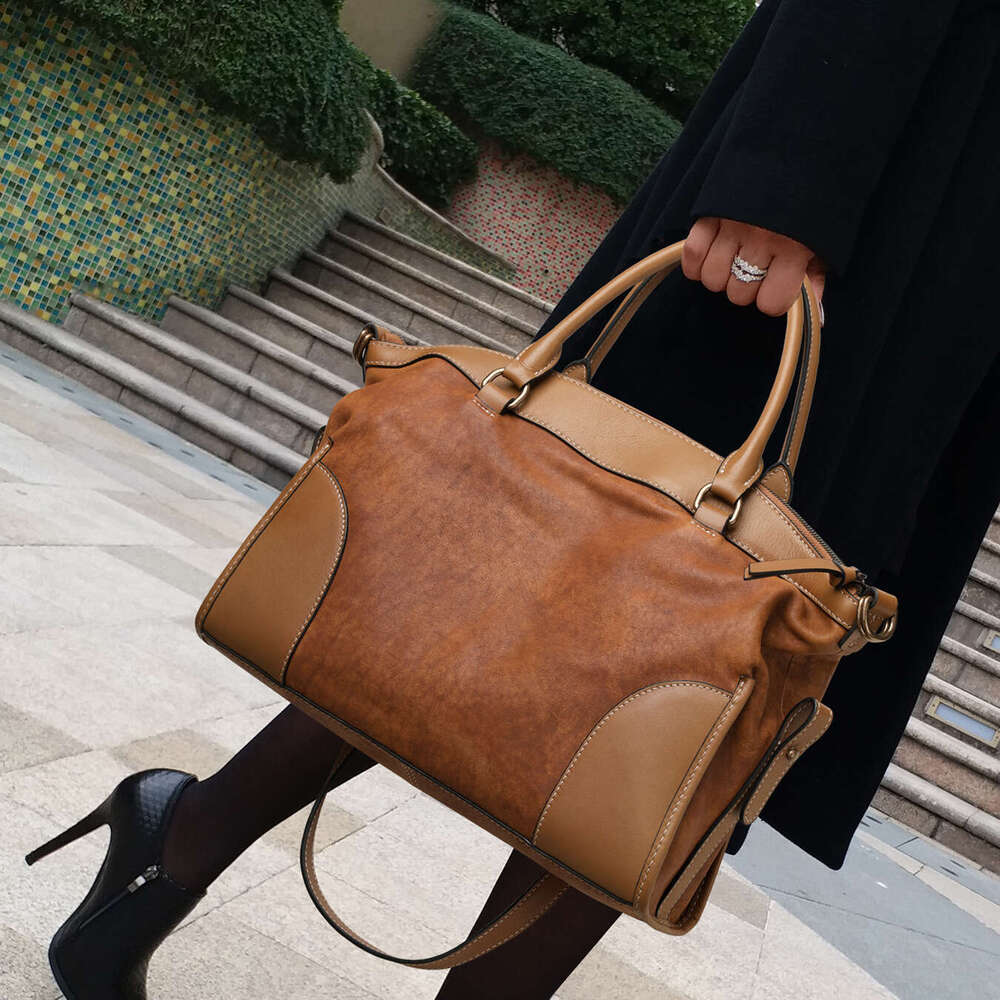 2026 New Women Large Capacity Handbag Genuine Leather Luxury Elegant Casual Shoulder Crossbody Bag High End Ladies Purse Wholesale SENYY