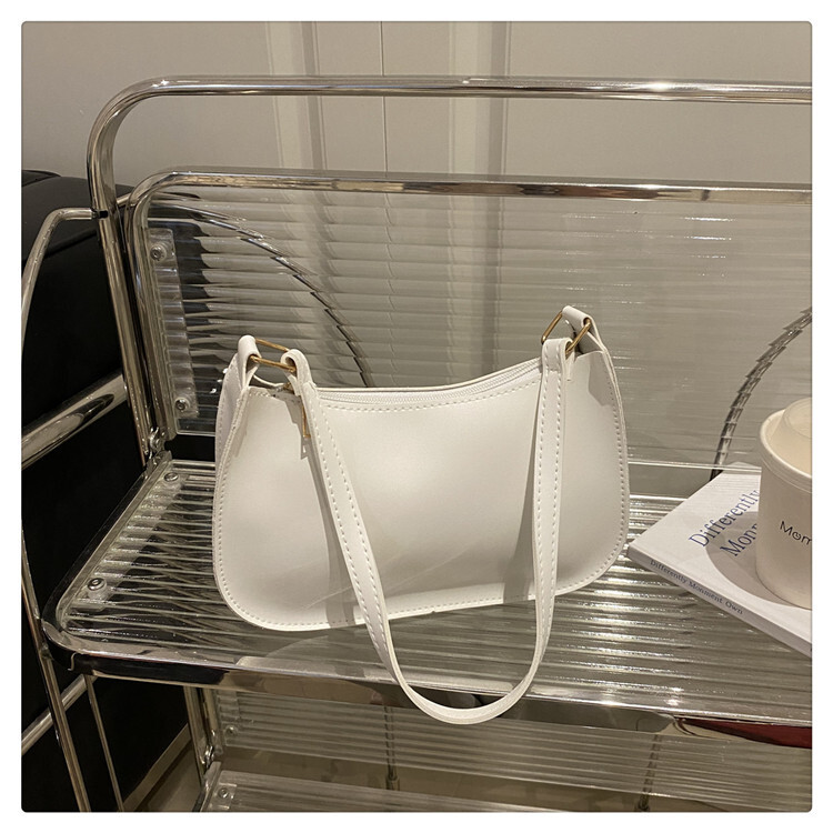 2025 Spring/Summer New Women's Bags: Niche Retro Small Square Bag, Casual Simple Shoulder Bag, Fashionable Trendy Underarm Bag