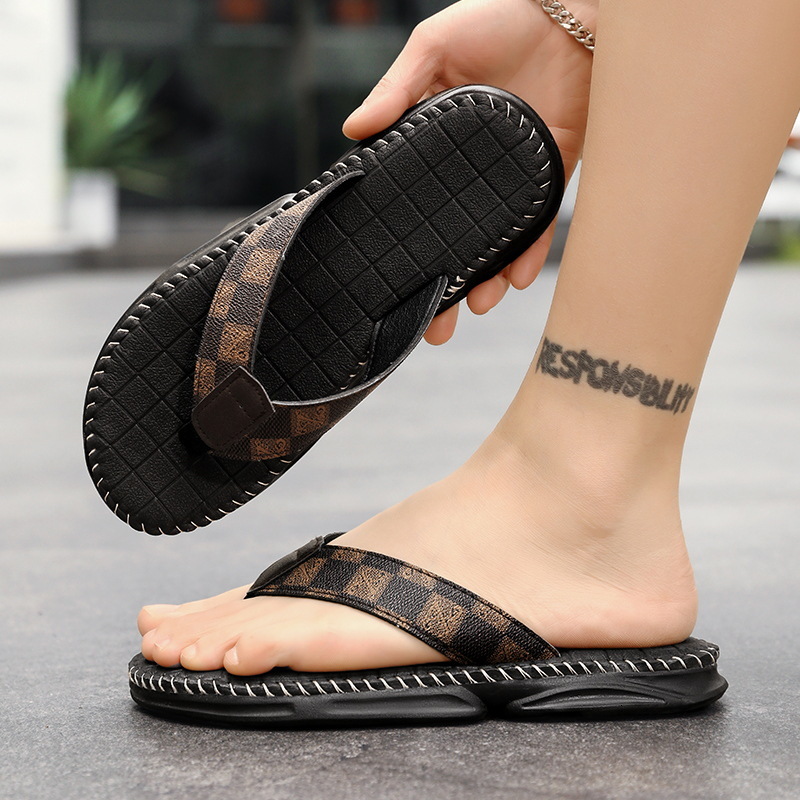 Men's Flip-Flops Summer New Outdoor Non-Slip Wear-Resistant Toe-Post Sandals Odor-Resistant Sports Casual Beach Slippers